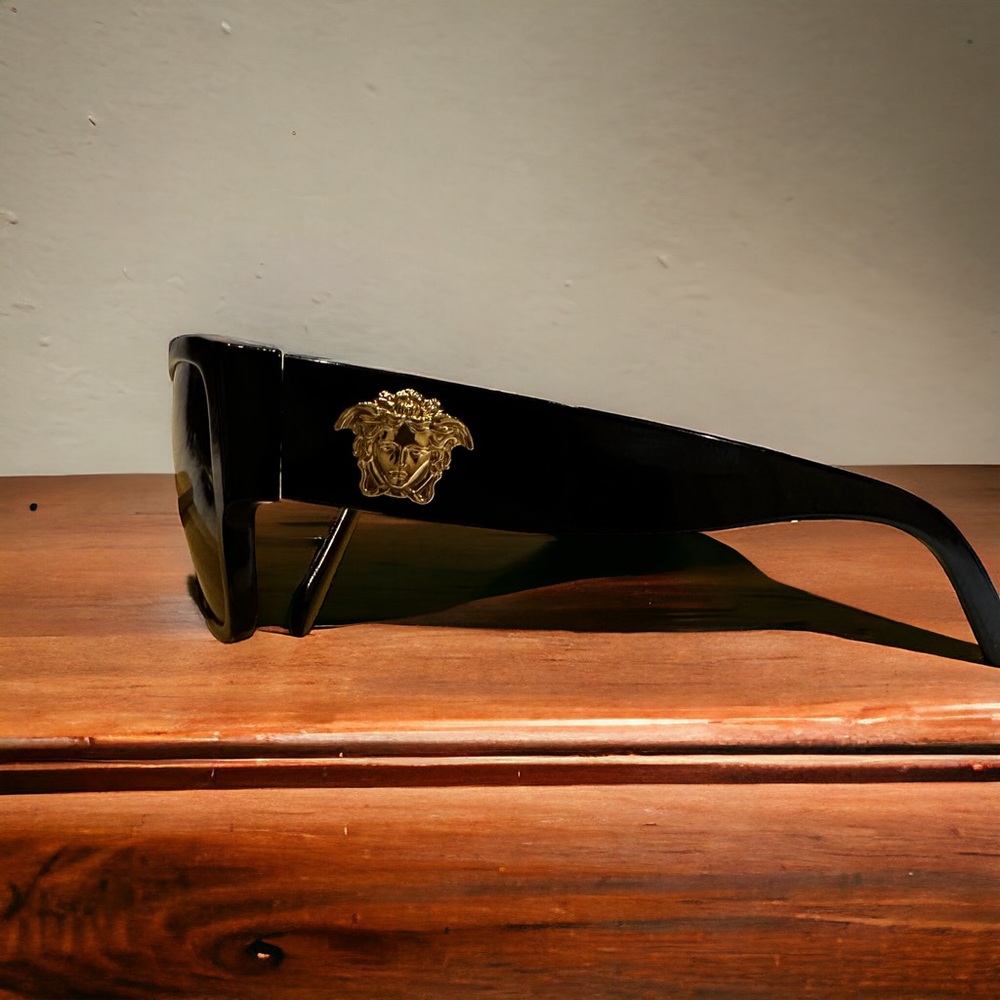 Authentic Versace Women's Sunglasses.